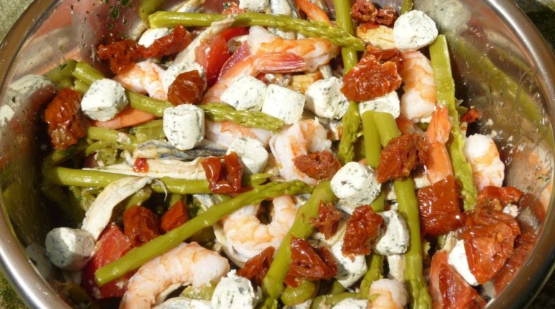 Salade haricots verts-thon-crevettes-anchois